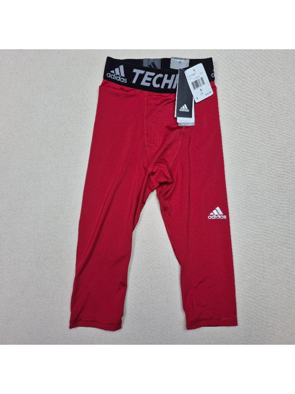 Adidas TechFit Base Compression Training Workout Stretch ¾ Pants Red/Black Sz S